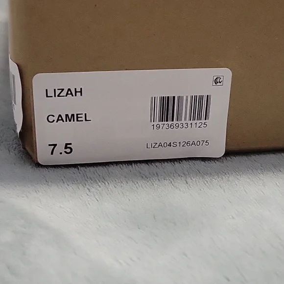 New With Box. Steve Madden Camel Color Lizah Tall Boots With Heel - Picture 2 of 10